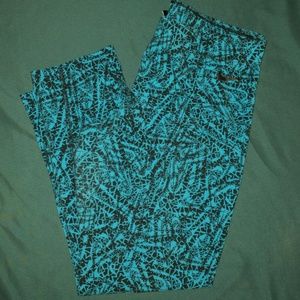 NIKE cropped workout legging